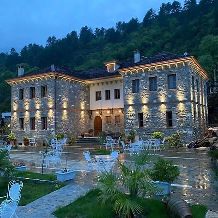 Hotel Kaso Ervehe Përmet Exteriör bild
