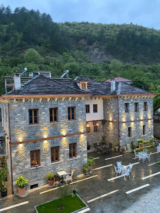 Hotel Kaso Ervehe Përmet Exteriör bild