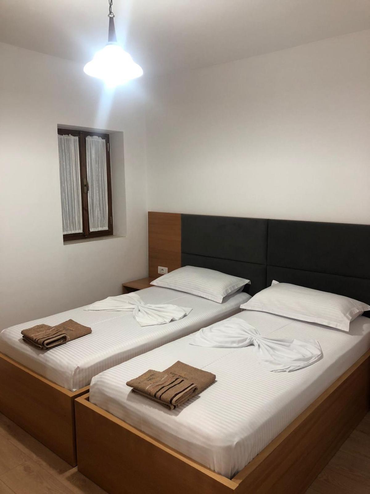 Hotel Kaso Ervehe Përmet Exteriör bild
