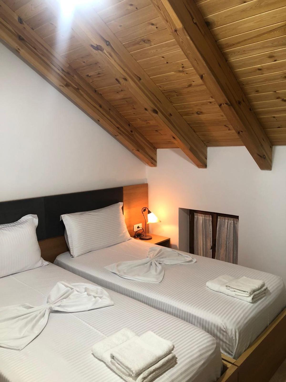 Hotel Kaso Ervehe Përmet Exteriör bild